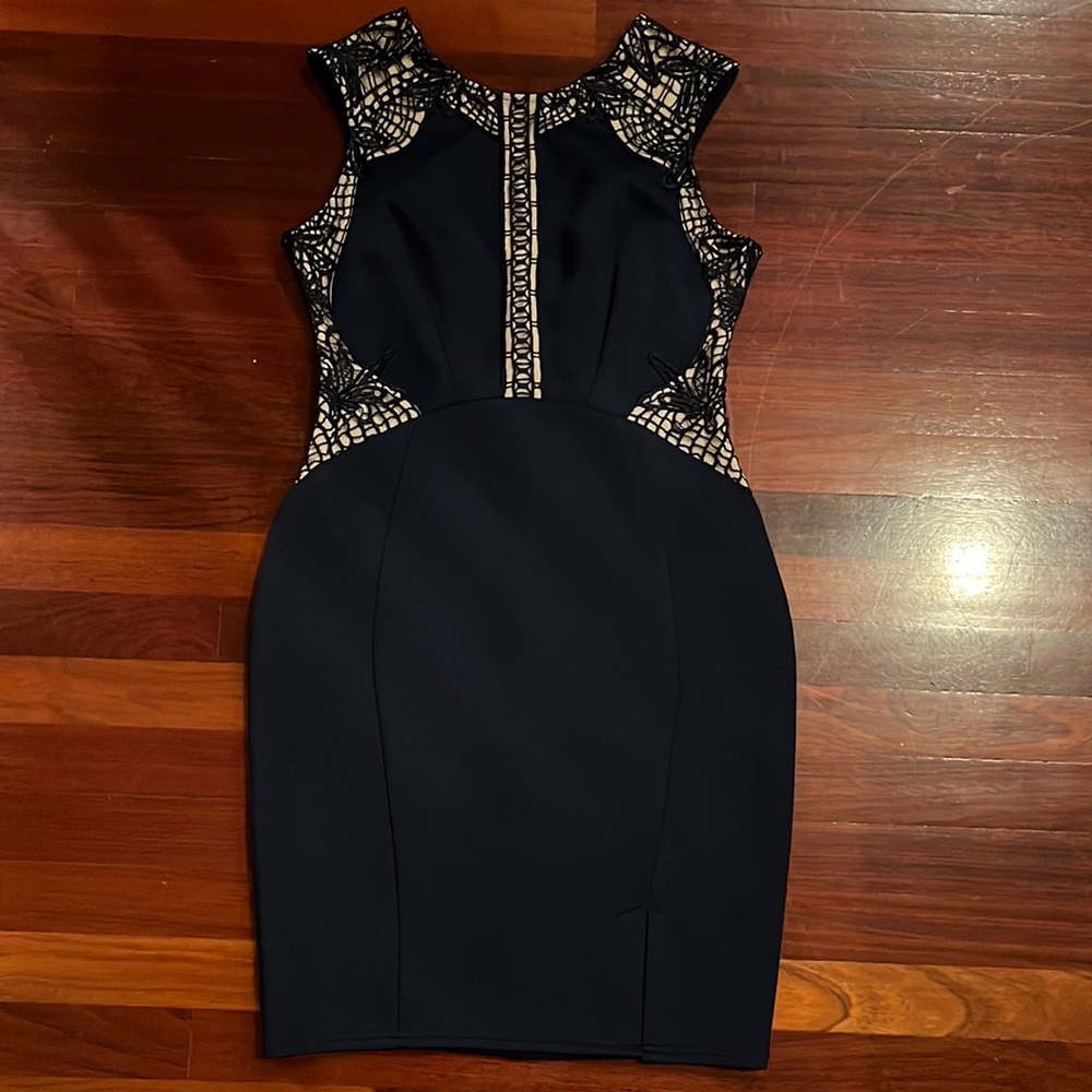 womens size 10 lipsy dark blue tan lace accent bodycon dress